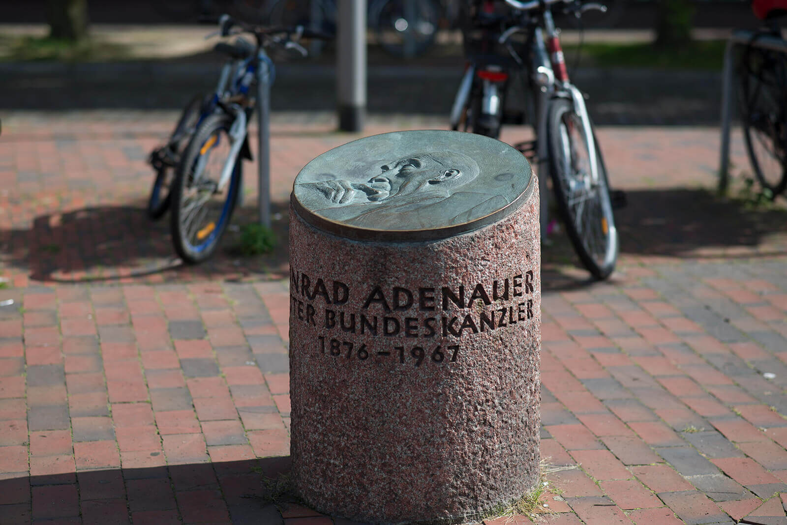 Ulrich Lindow: Adenauer-Gedenkstein (Foto: KUNST@SH/Jan Petersen, 2017)