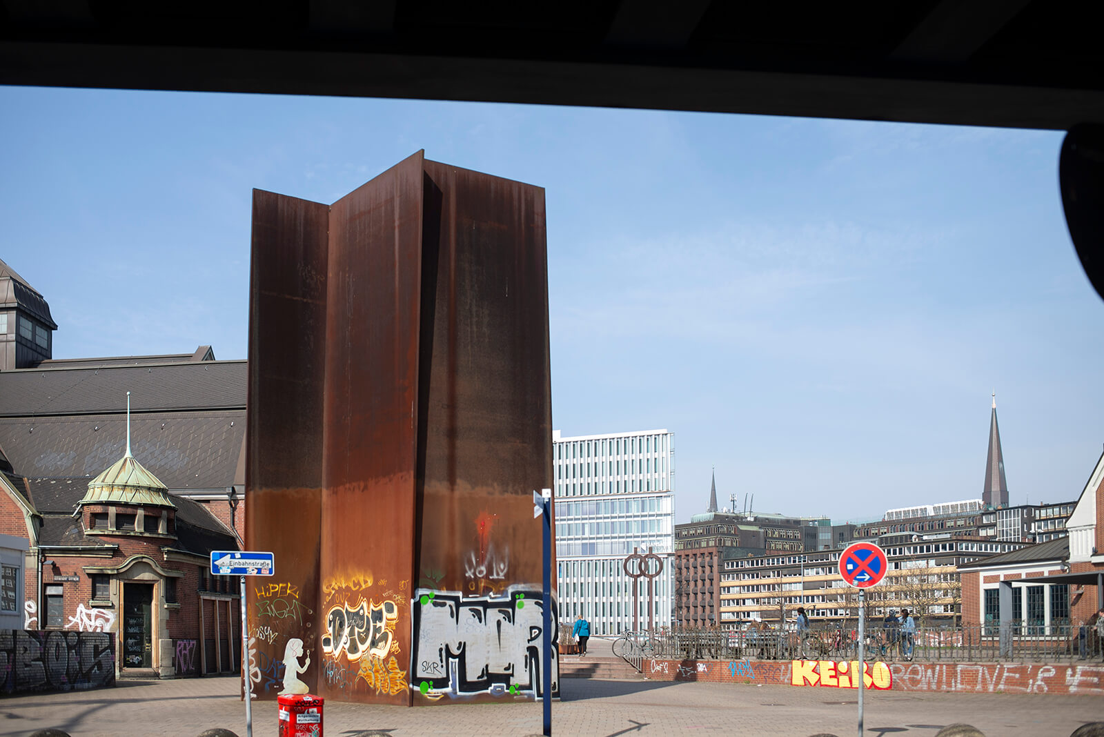 Richard Serra: T.W.U. (Foto: KUNST@SH/Jan Petersen, 2018)