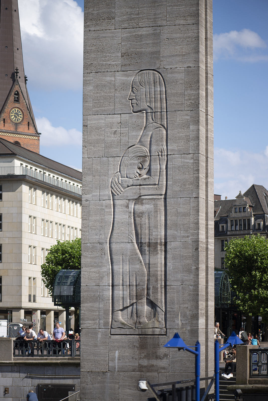 Ernst Barlach: Ehrenmal (Foto: KUNST@SH/Jan Petersen, 2022)