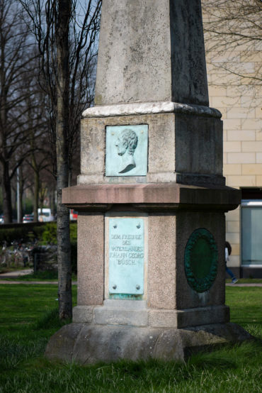 Ernst Matthaei und Johann Conrad Wolff: Büsch-Denkmal (Foto: KUNST@SH/Jan Petersen, 2019)