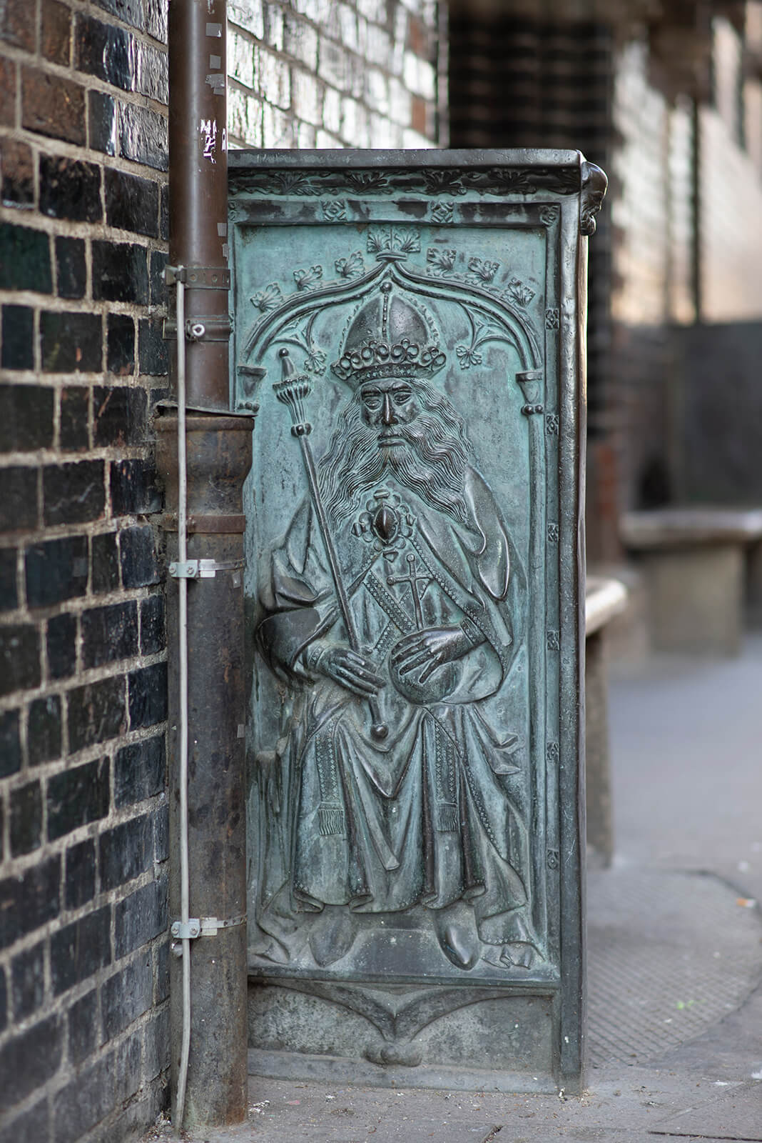 Beischlagwangen am Rathaus (Foto: KUNST@SH/Jan Petersen, 2019)