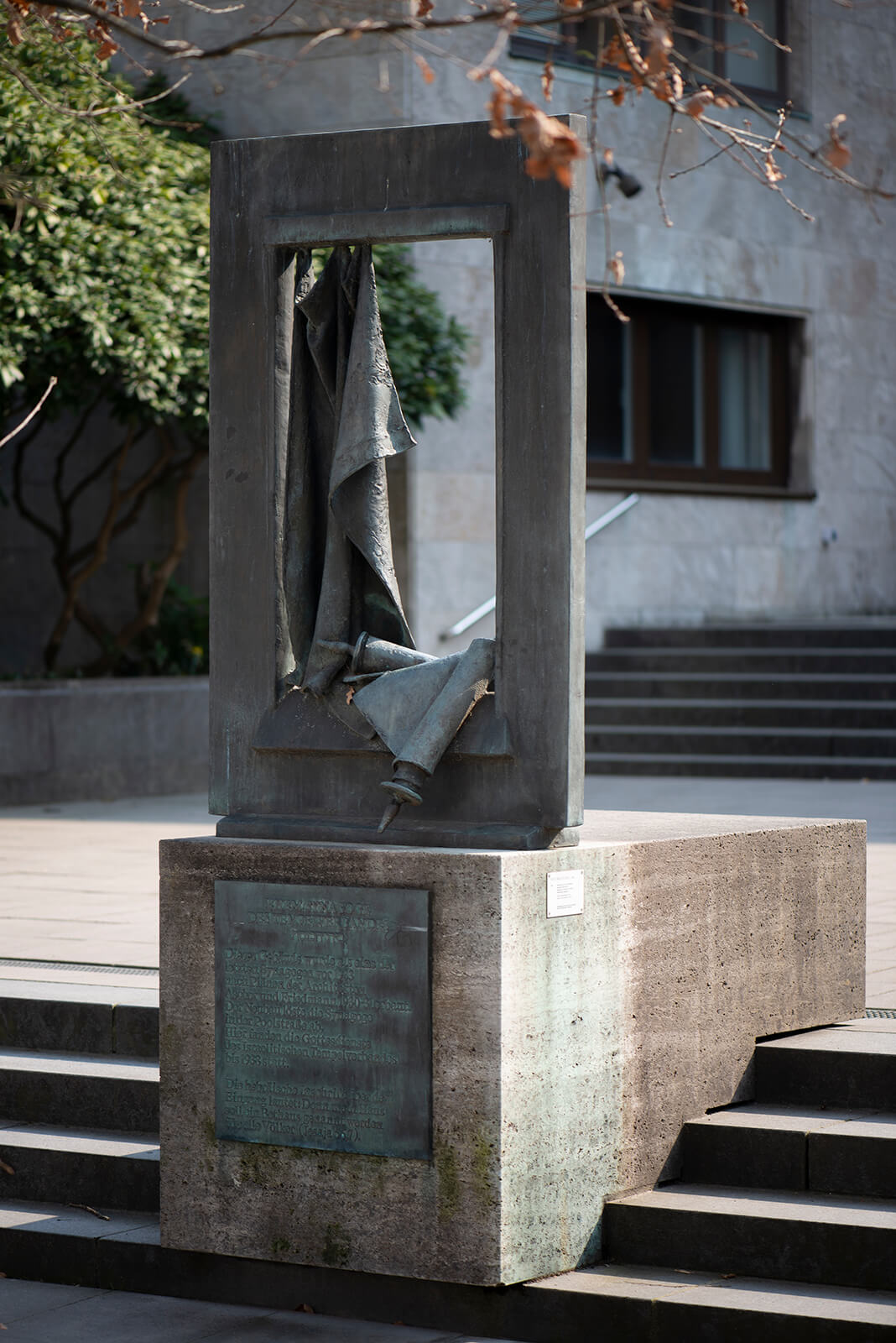 Doris Waschk-Balz: Erinnerungsmal an die jüdische Synagoge (Foto: KUNST@SH/Jan Petersen, 2019)