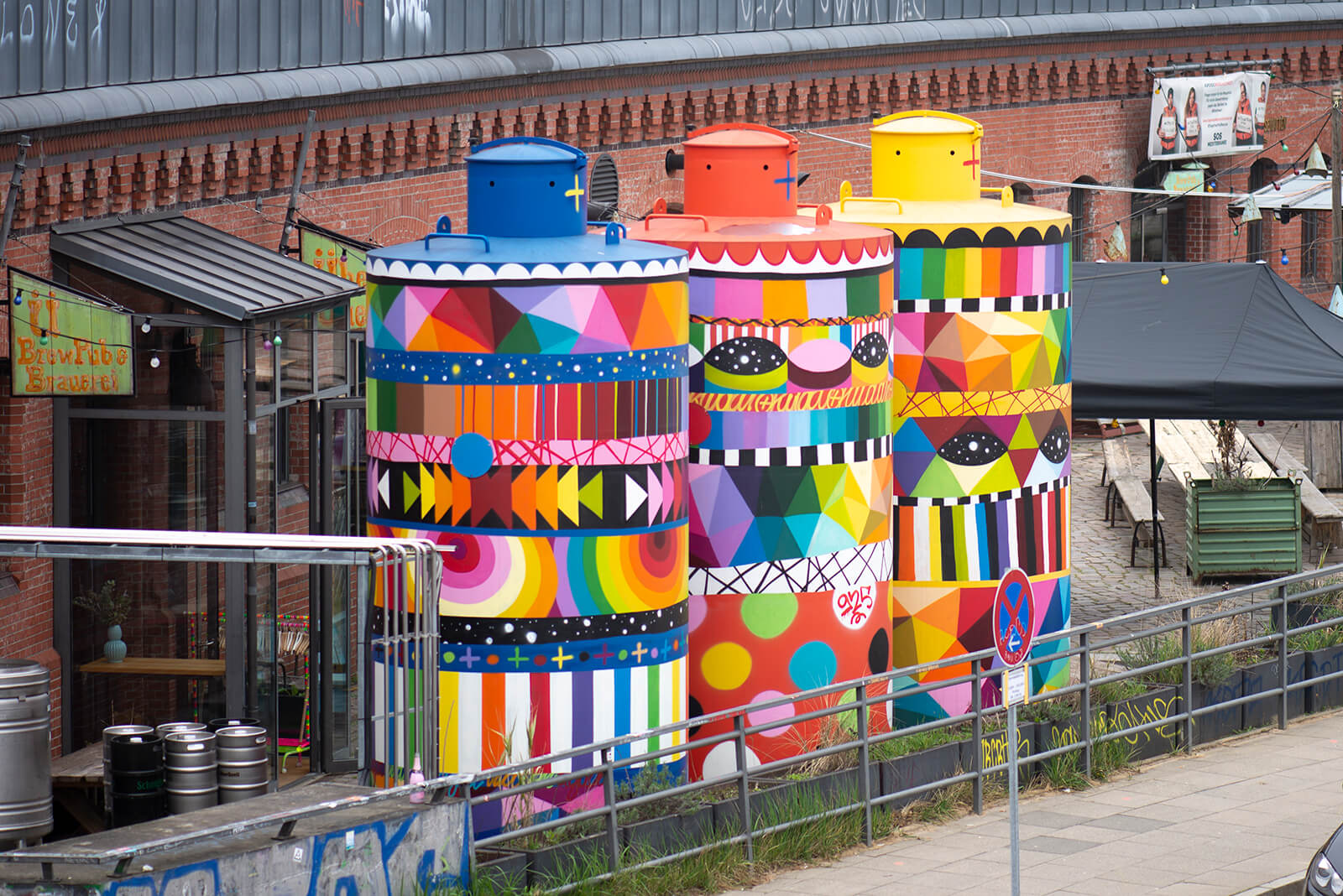 Okuda: Beer Tanks (Foto: KUNST@SH/Jan Petersen, 2019)