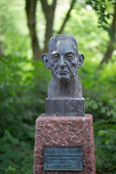Hinrich Jepsen: Denkmal für Günther Behschnitt (Foto: KUNST@SH/Jan Petersen, 2019)