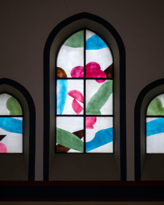 Hans Kock: Farbfenster St. Ansgar (Foto: KUNST@SH/Jan Petersen, 2019)