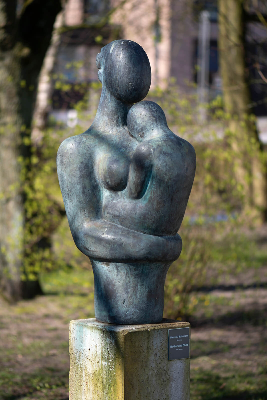 Pierre Schumann: Mutter und Kind (Foto: KUNST@SH/Jan Petersen, 2020)