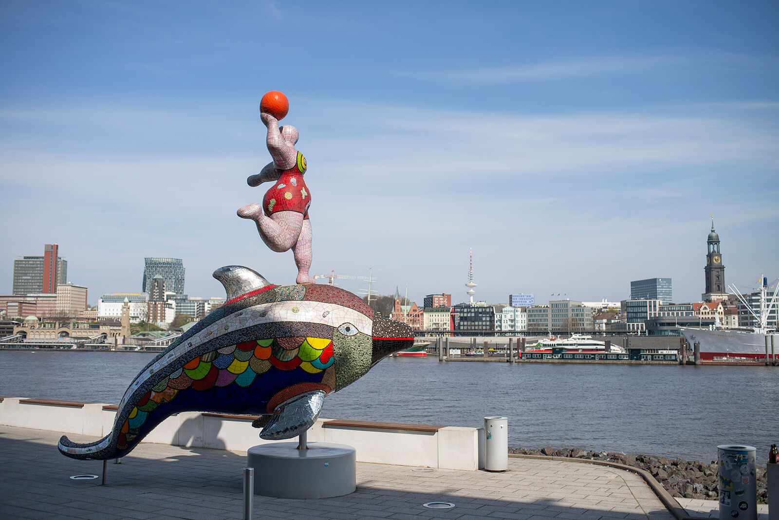 Niki de Saint Phalle: Nana and Dolphin (Foto: KUNST@SH/Jan Petersen, 2020)