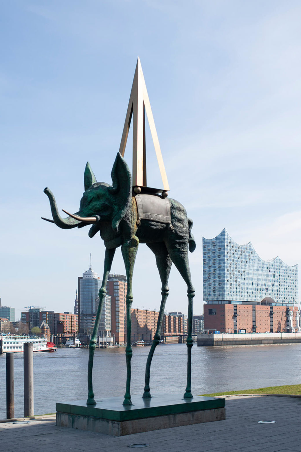 Salvador Dalí: Space Elephant (Foto: KUNST@SH/Jan Petersen, 2020)
