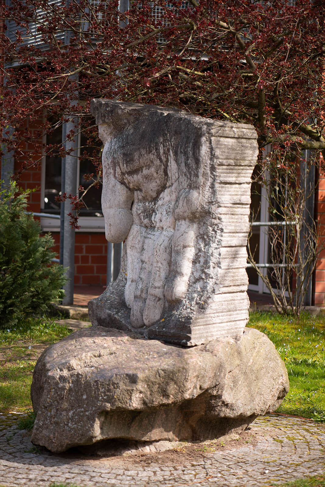 Guillermo Steinbrüggen: Die öffentliche Hand (Foto: KUNST@SH/Jan Petersen, 2020)