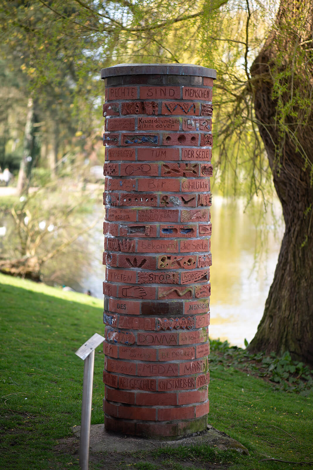 Susanne Kallenbach: Ausdruck eigener Gewalterfahrung (Foto: KUNST@SH/Jan Petersen, 2020)