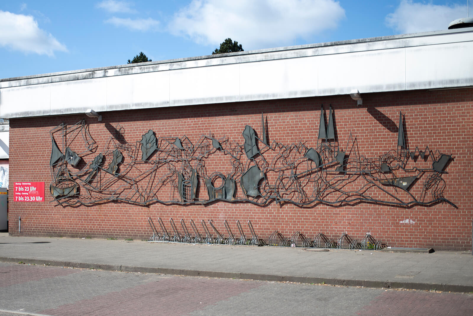 Bruno Fischer-Uwe: Alt-Lübeck und das Mönch-Wesen (Foto: KUNST@SH/Jan Petersen, 2020)