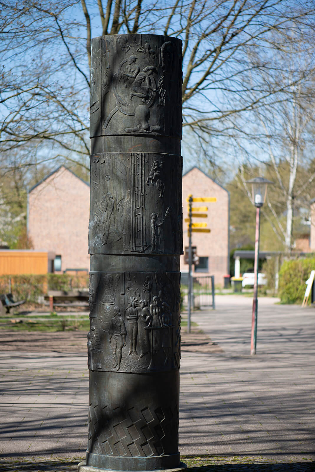 Edgar Augustin: Reliefsäule (Foto: KUNST@SH/Jan Petersen, 2020)