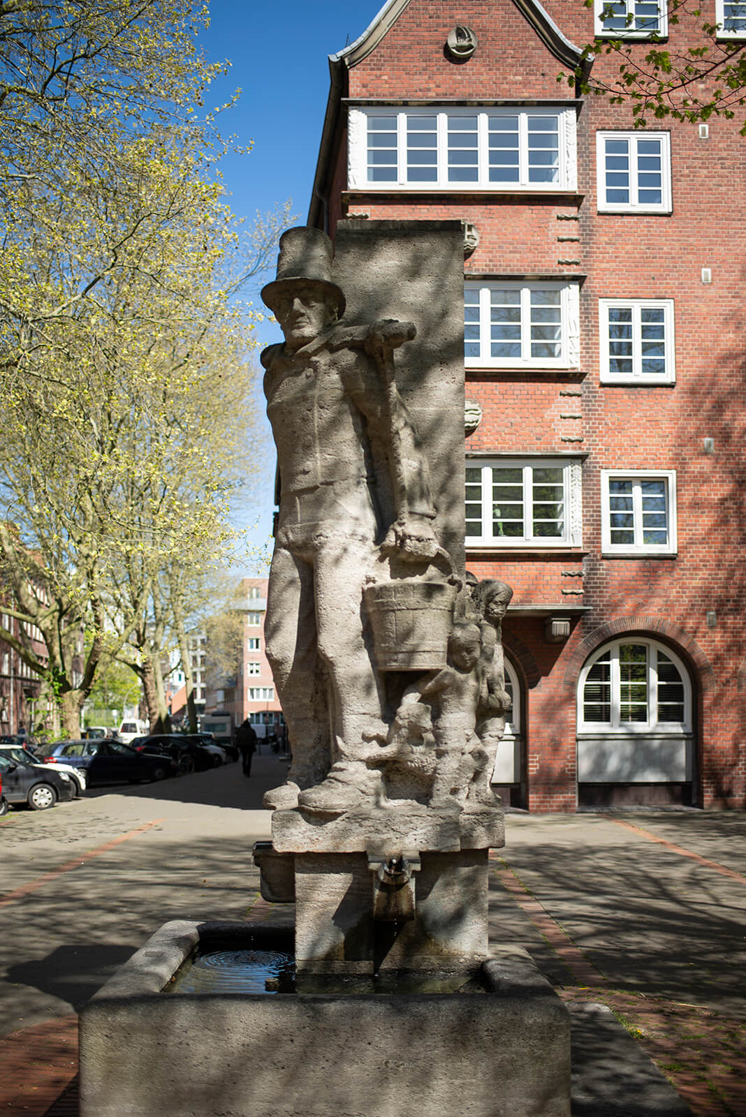 Richard Emil Kuöhl: Hummeldenkmal (Foto: KUNST@SH/Jan Petersen, 2020)