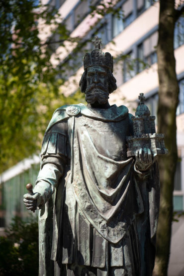 Engelbert Peiffer: Kaiser Karl und vier Wappenlöwen (Foto: KUNST@SH/Jan Petersen, 2020)