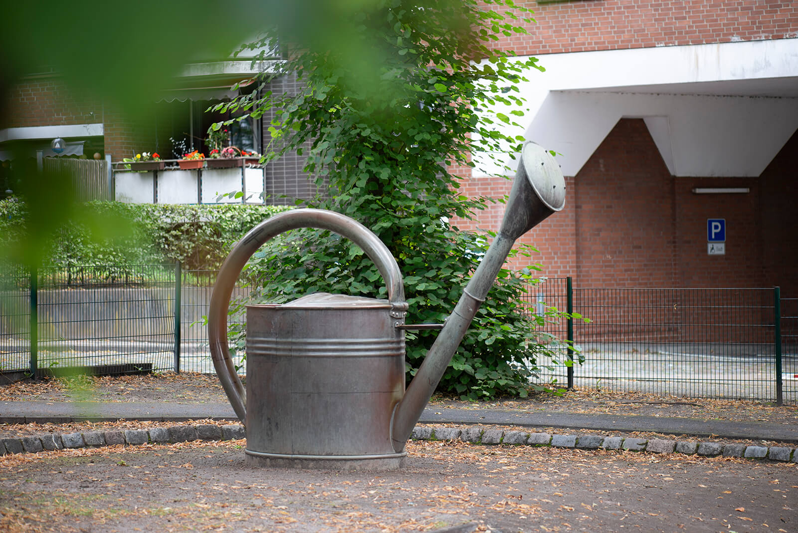 Klaus Noculak: Gießkanne (Foto: KUNST@SH/Jan Petersen, 2020)