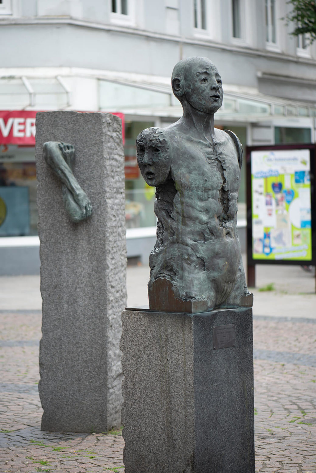 Rolf Thiele: Bergedorfer Skulpturengruppe (Foto: KUNST@SH/Jan Petersen, 2020)