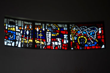 Siegfried Assmann: Altarfenster (Foto: KUNST@SH/Jan Petersen, 2020)