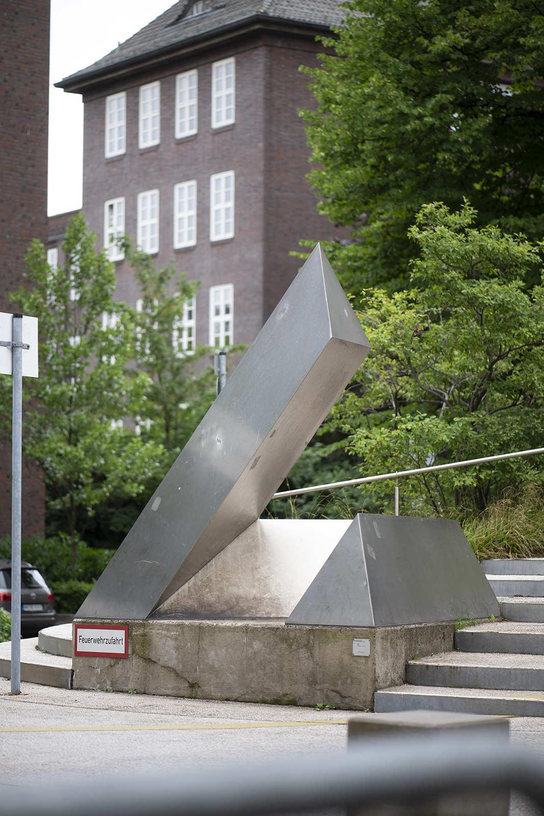 Jan Meyer-Rogge: Tetraeder (Foto: KUNST@SH/Jan Petersen, 2022)