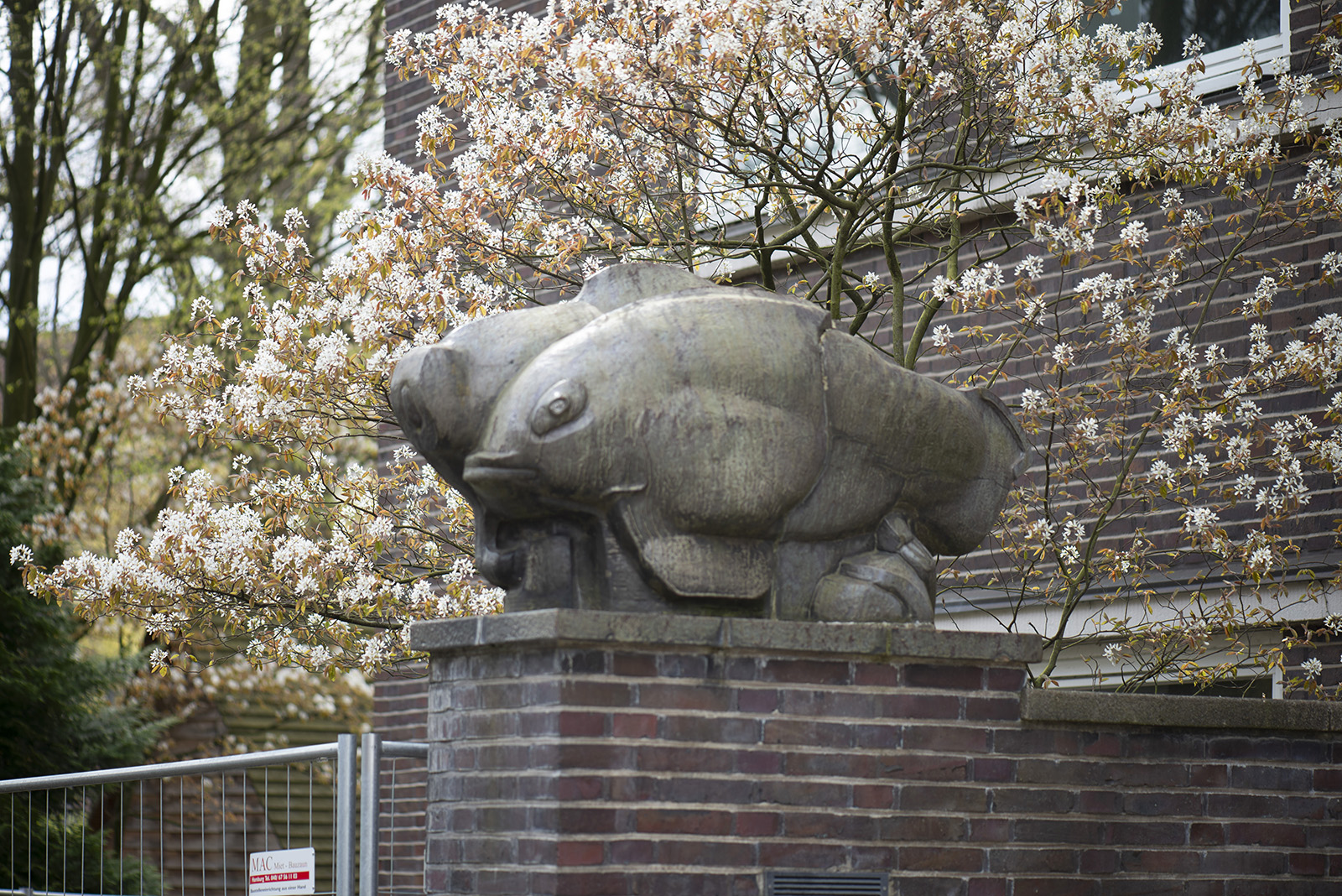 Hans Martin Ruwoldt: Fische und Vögel (Foto: KUNST@SH/Jan Petersen, 2021)