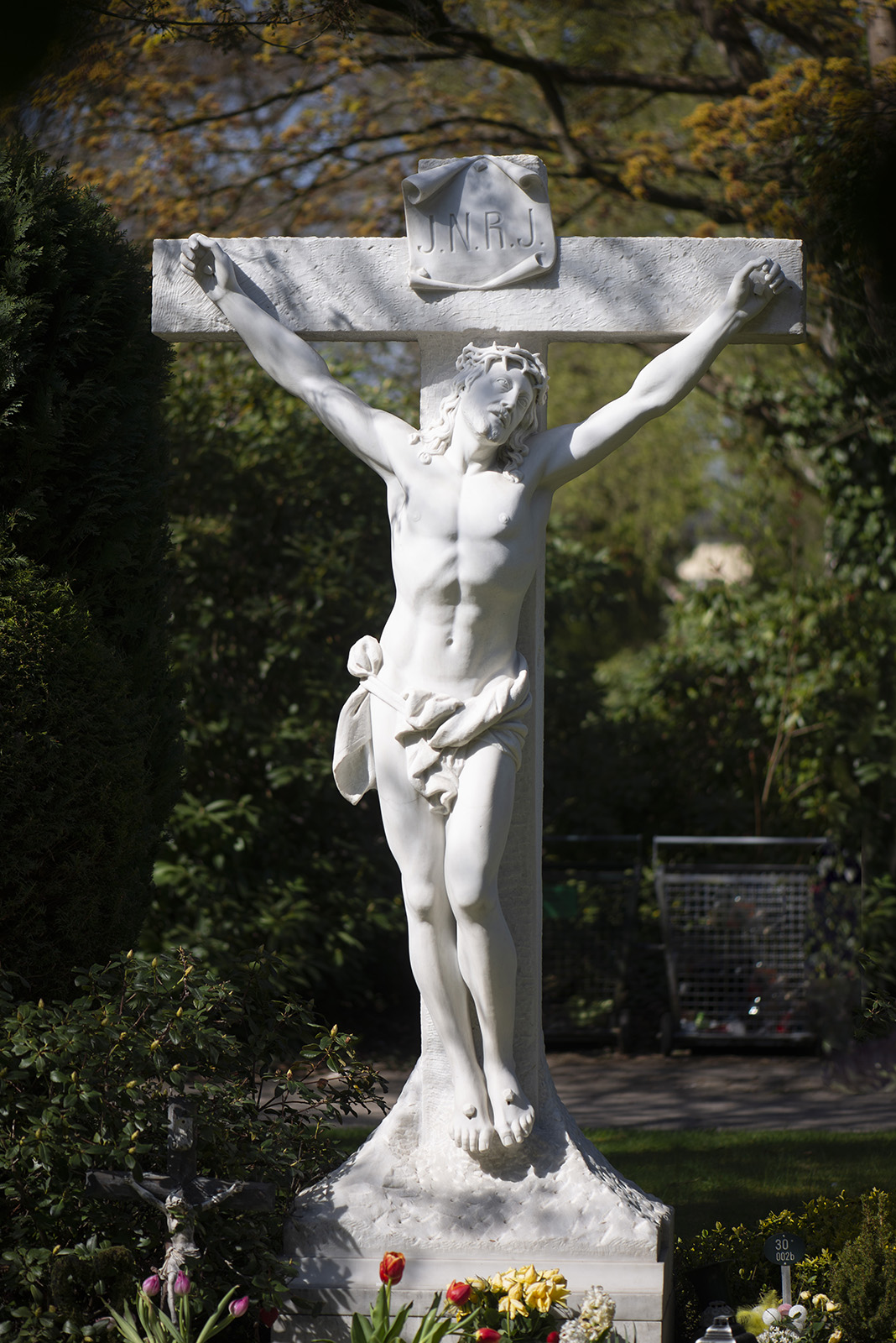 Arthur Wiechert: Altarkreuz der Alt-Rahlstedter Kirche (Foto: KUNST@SH/Jan Petersen, 2022)