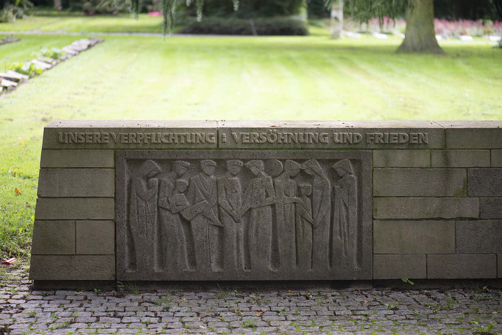 Herbert Glink: Gedenkwand Versöhnung und Frieden (Foto: KUNST@SH/Jan Petersen, 2021)