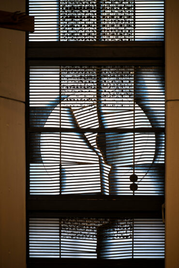 Joachim Edgar Klos: Drei Bleiglasfenster (Foto: KUNST@SH/Jan Petersen, 2021)