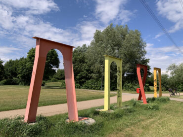 Arthur Boltze und Martin Boltze: Klee-Monolithen (Foto: KUNST@SH/Jan Petersen, 2021)
