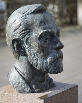 U. Bliese: Büste von Alfred Nobel (Foto: Kunst@SH/Jan Petersen, 2022)