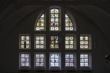 Albert Klingner: Glasfenster St. Petri (Foto: Kunst@SH/Jan Petersen, 2022)