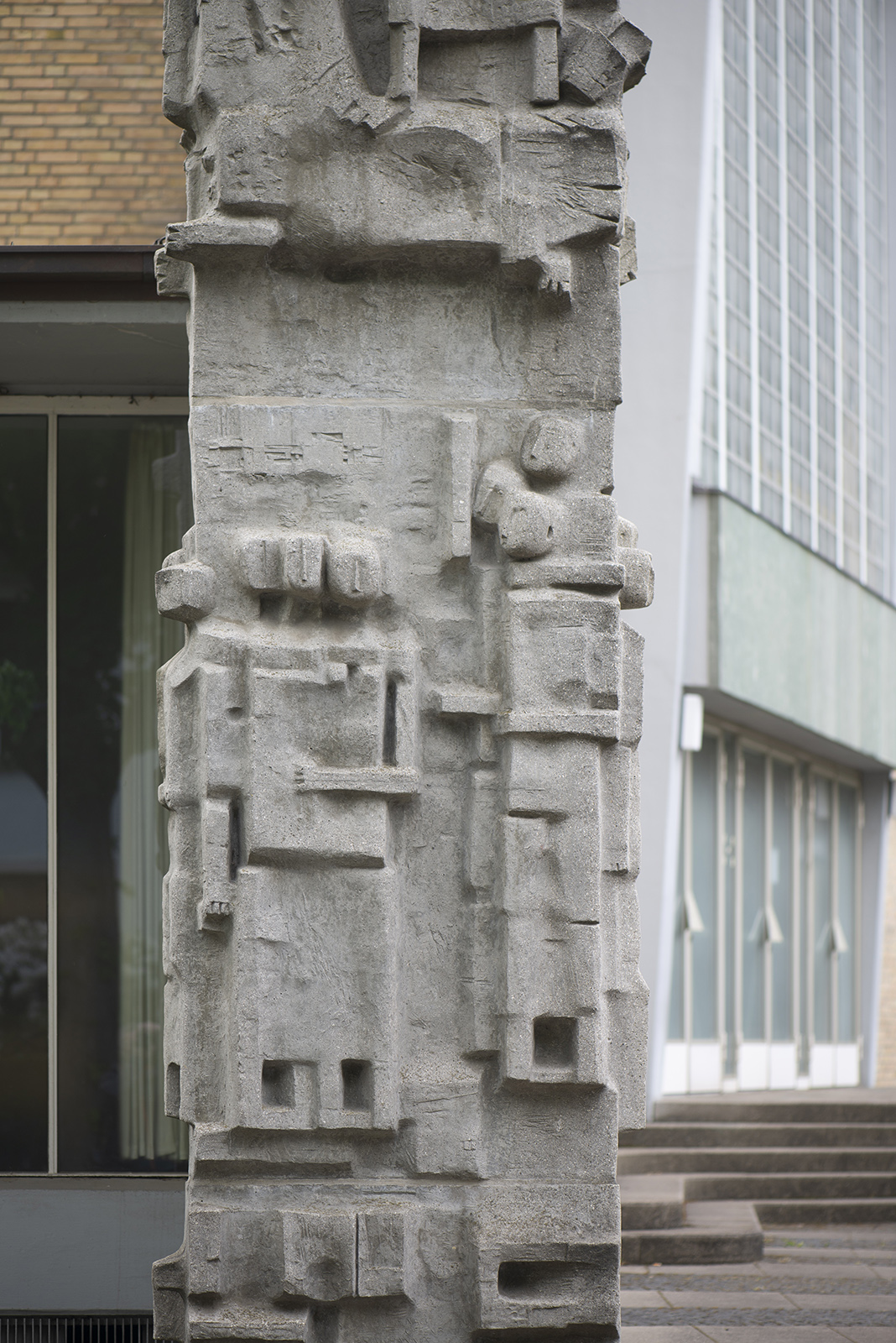 Karl-Heinz Hoffmann: Betonrelief (Foto: KUNST@SH/Jan Petersen, 2022)