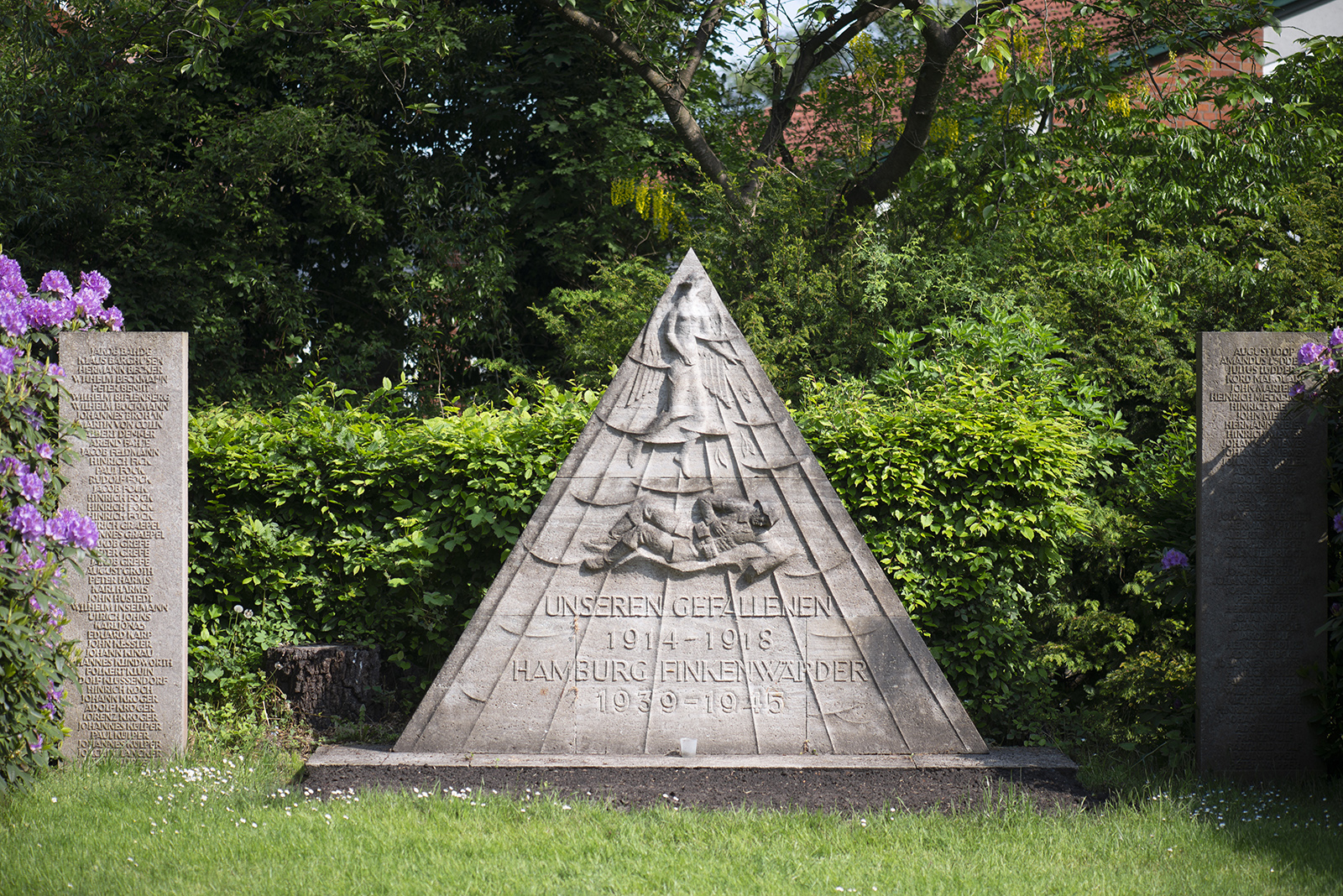 Richard Emil Kuöhl: Ehrenkriegerdenkmal (Foto: KUNST@SH/Jan Petersen, 2022)