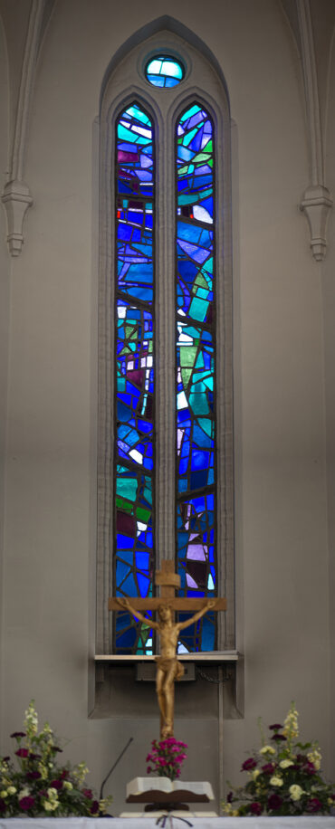 Anna Andersch-Marcus: Chorfenster in St. Nikolai Finkenwerder (Foto: KUNST@SH/Jan Petersen, 2022)
