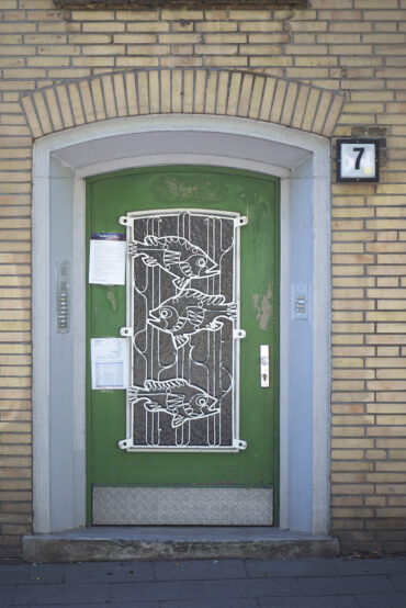 Andreas Nowack: Vier Eingangstüren mit Schmiedearbeiten (Foto: KUNST@SH/Jan Petersen, 2022)
