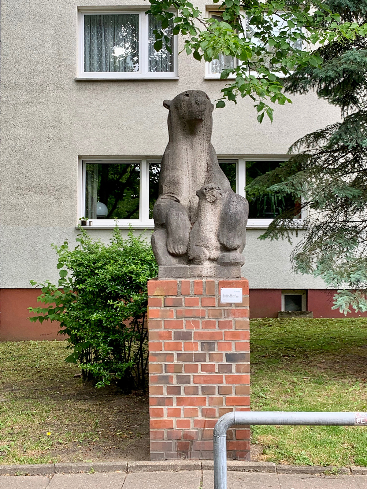 Hans Martin Ruwoldt: Bärengruppe (Foto: KUNST@SH/Jan Petersen, 2022)