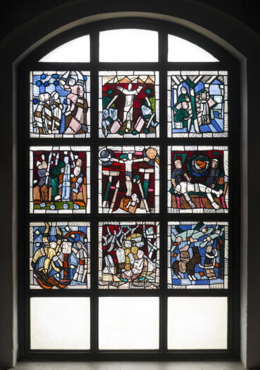 Charles Crodel: Fenster der Kirche zu Handewitt (Foto: KUNST@SH/Jan Petersen, 2022)