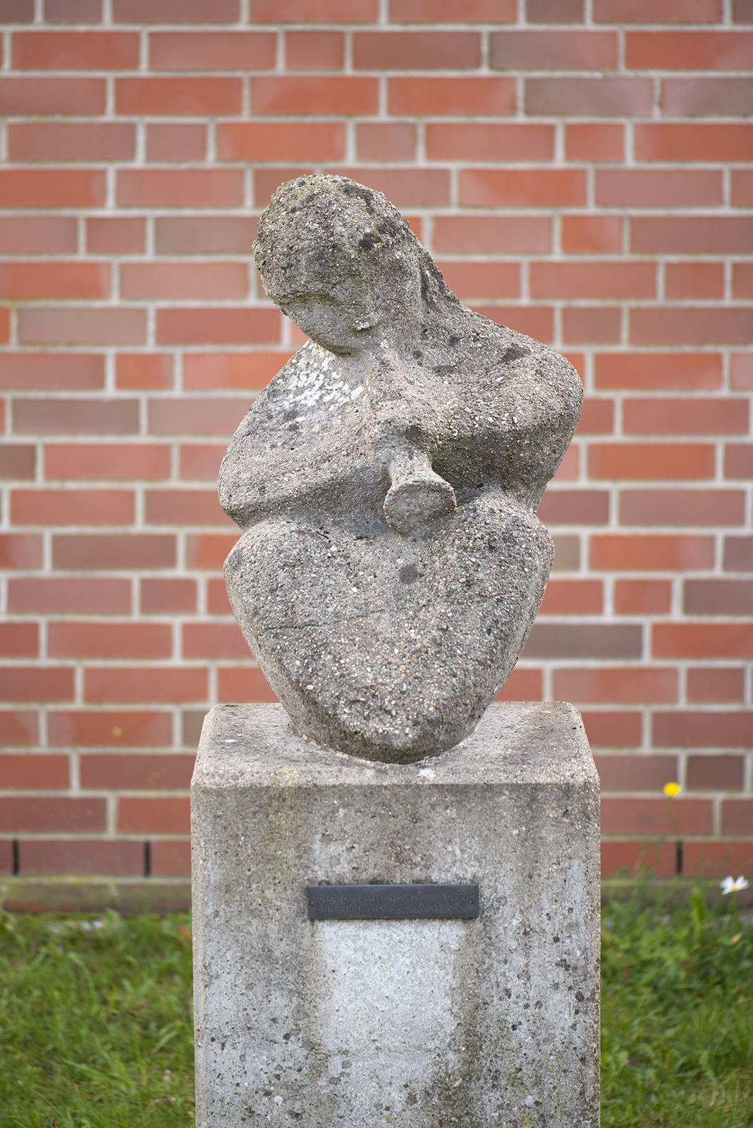 Siegbert Amler: Kleine Flötenspielerin (Foto: KUNST@SH/Jan Petersen, 2022)