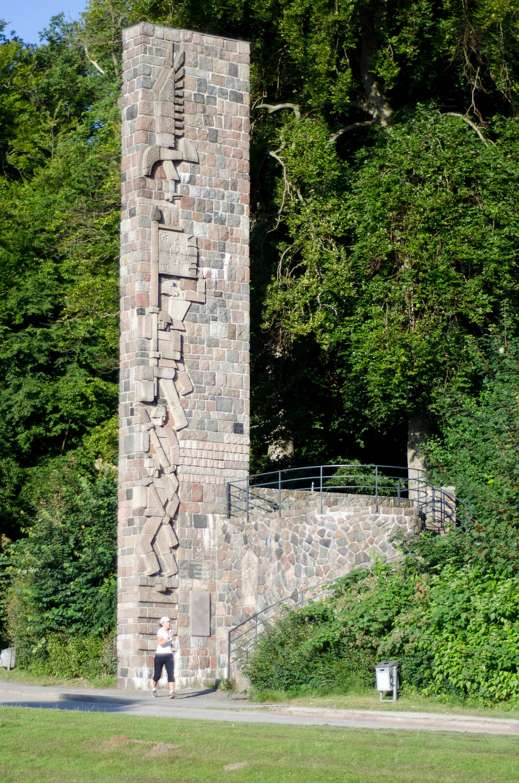 Alwin Blaue und Hermann Suhr: Seesoldaten-Denkmal, (Foto: KUNST@SH/Jan Petersen)