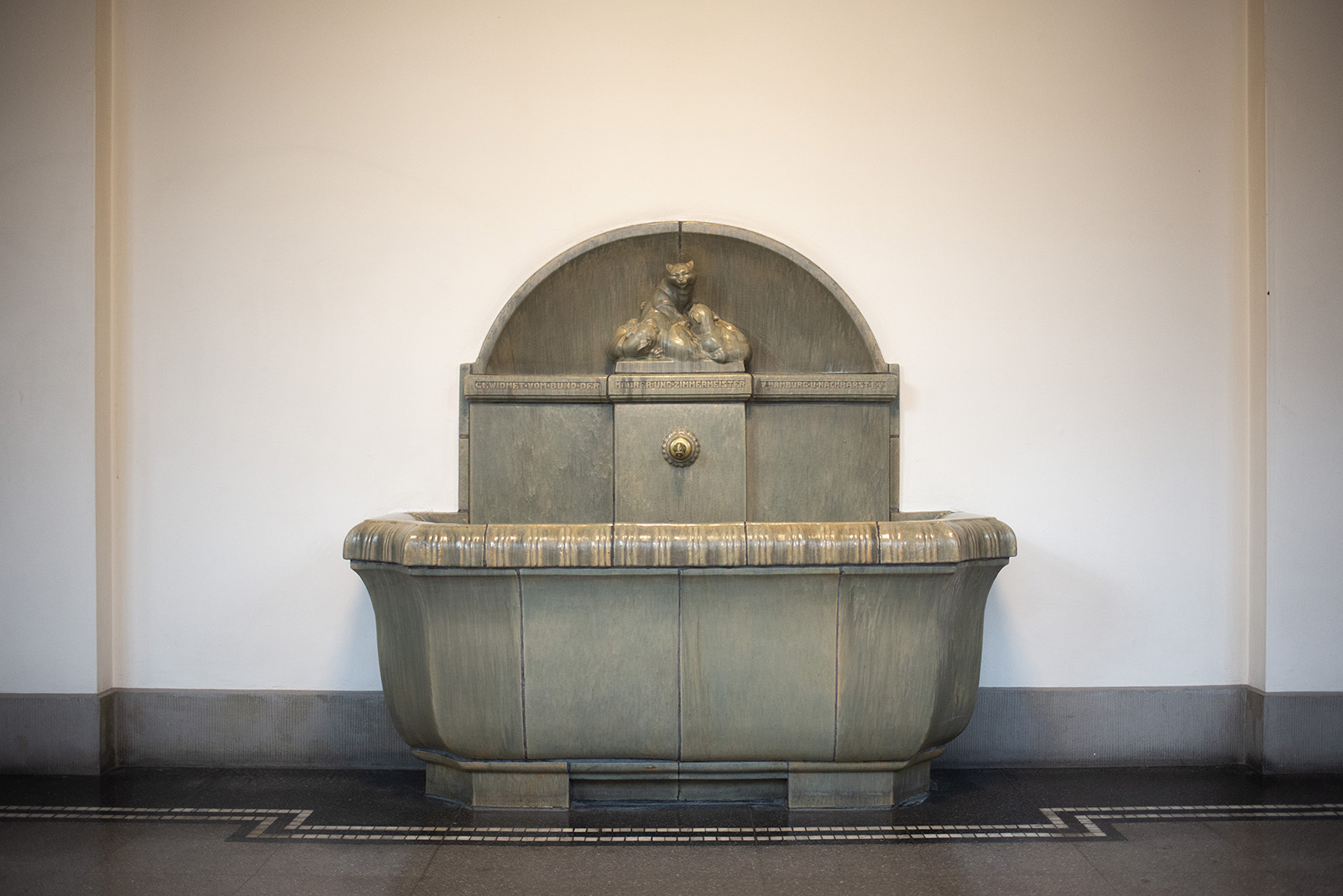 Alphons Ely: Katzenbrunnen (Foto: Kunst@SH/Jan Petersen, 2023)