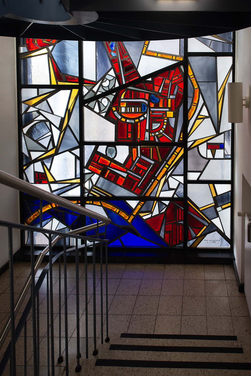 Ernst Günter Hansing: Glasfenster im Rathaus (Foto: Kunst@SH/Jan Petersen, 2024)