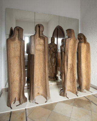 Otto Flath: Figurengruppen in der Lutherkirche (Foto: KUNST@SH/Jan Petersen, 2024)