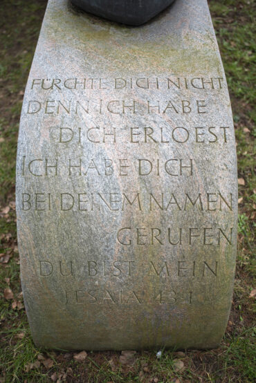 Heinrich Brand: Die Bergende (Foto: KUNST@SH/Jan Petersen, 2023)