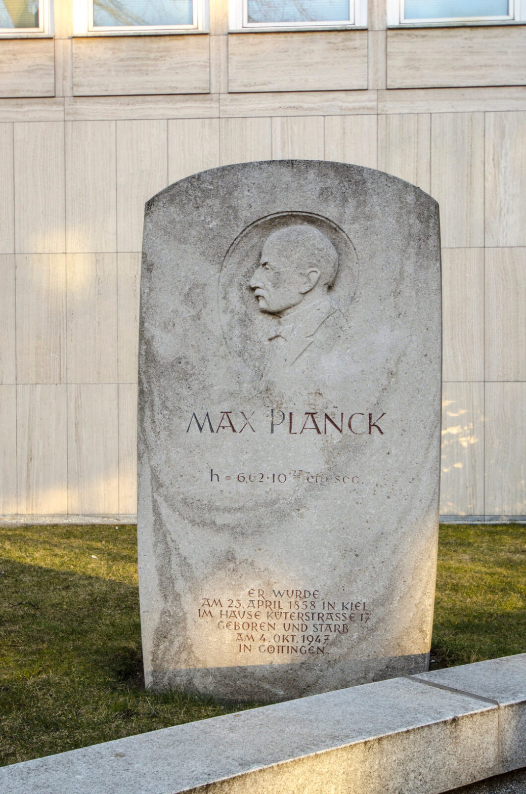 Erwin Scheerer: Max-Planck-Denkmal, (Foto: KUNST@SH/Jan Petersen)