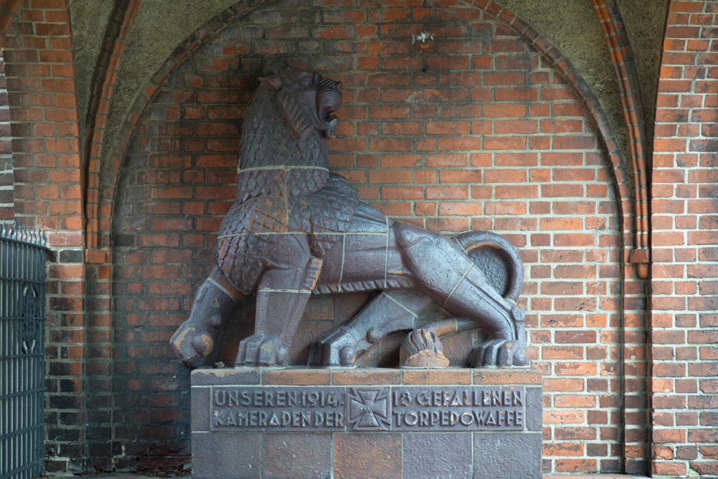 Fritz Theilmann: Denkmal für die Gefallenen der Torpedowaffe (Foto: KUNST@SH/Jan Petersen)