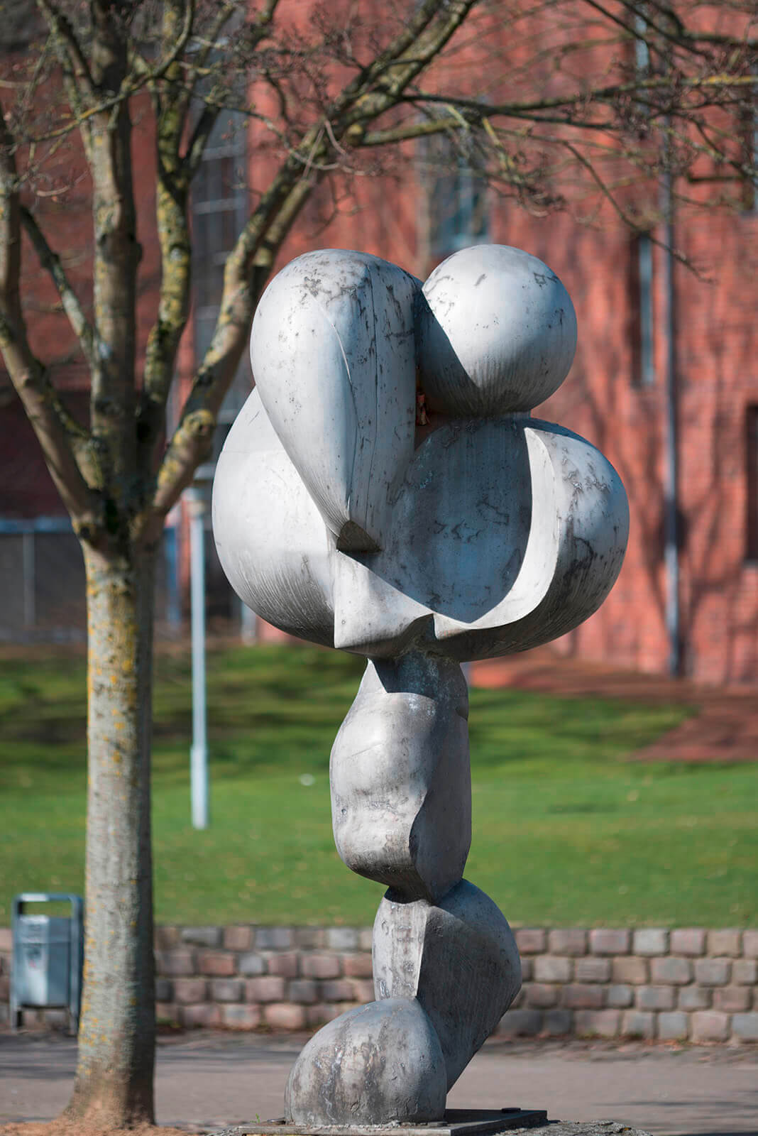 Hans Kock: Große Standfigur (Foto: KUNST@SH/Jan Petersen, 2017)