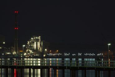 Hans Peter Kuhn: Lichtinstallation am Kieler Ostuferhafen, (Foto: KUNST@SH/Jan Petersen)