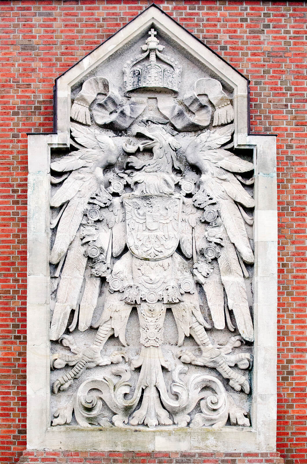 Kaiseradler der Levensauer Hochbrücke, (Foto: KUNST@SH/Jan Petersen)