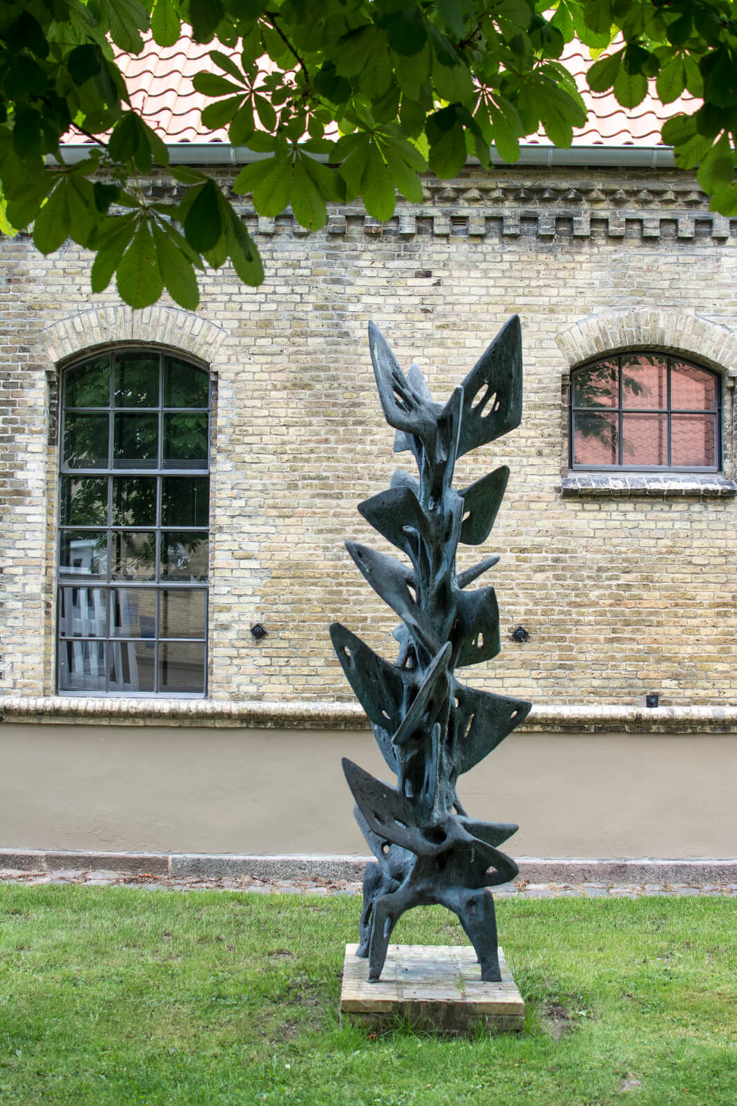 Karl Hartung: Flügelsäule, (Foto: KUNST@SH/Jan Petersen)