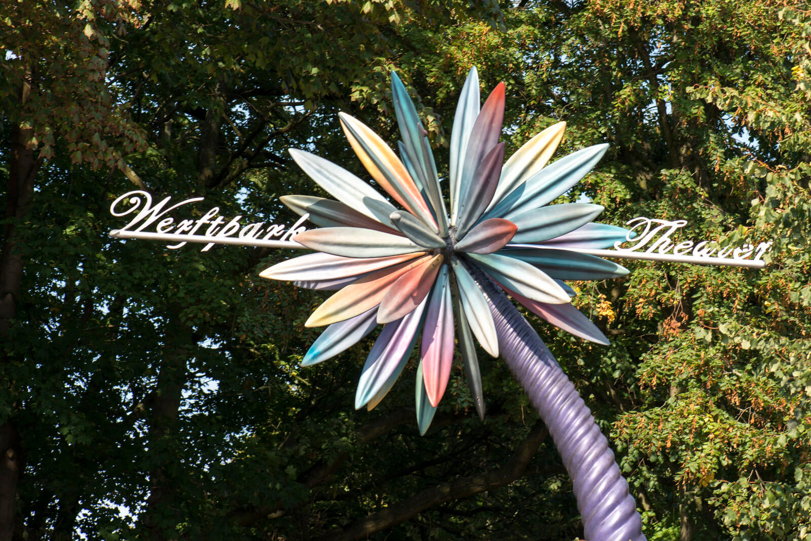 Martin Wolke: Werftparkpalme, (Foto: KUNST@SH/Jan Petersen)