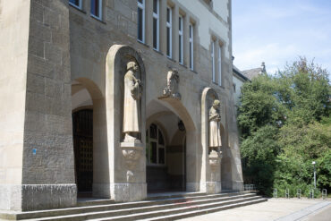 Otto Stichling: Luther und Kopernikus (Foto: Kunst@SH/Jan Petersen, 2024)