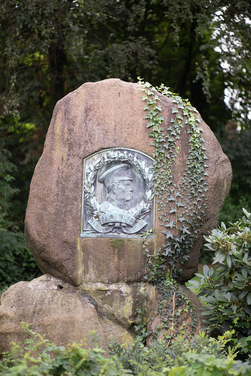 Karl Garbers: Gedenkstein für Helmuth Karl Bernhard von Moltke (Foto: Kunst@SH/Jan Petersen, 2024)